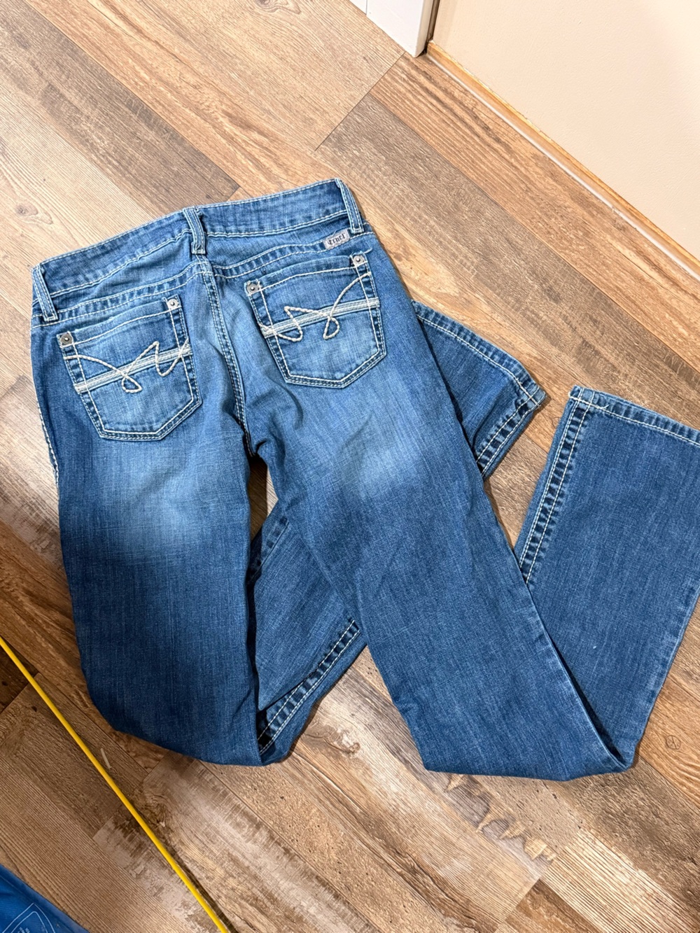 Cruel Girl Blue Boot Cut Jeans with Embroidered Back Pockets size 26